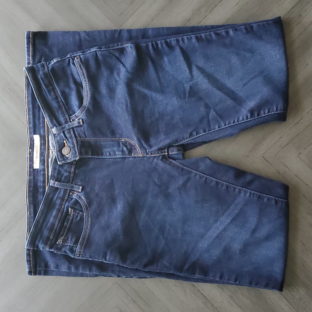 Levis 711 Jeans